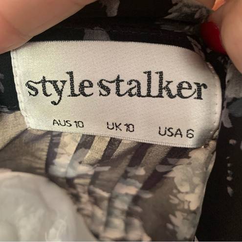 Stylestalker  Revolve Black and Grey Floral Blouse Sheer w/ Wrap Piece Size 6