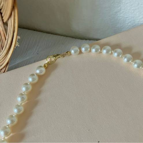 American Vintage Vintage “Juno” Pearl Necklace Classic Elegant Feminine Layering Apricot Iridescent 