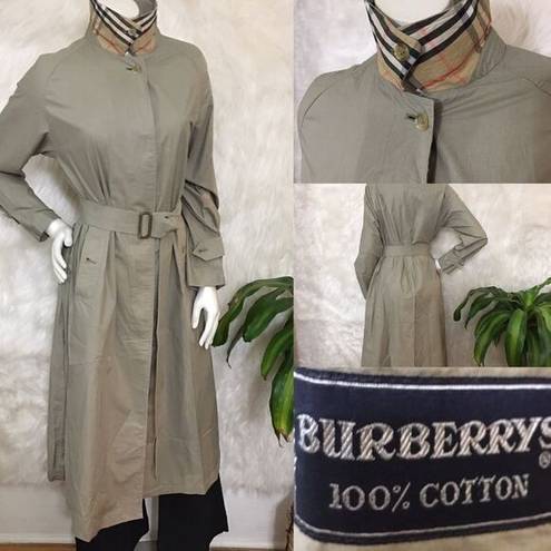 Burberry Authentic  Trench w/Exposed print collar! House of Scotland