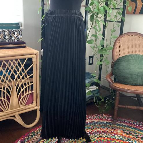 Bailey 44 Black Pleated Cutout Elastic Waist Midi Maxi Skirt - Medium