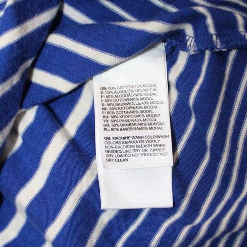 The North Face  Dress Blue & White Stripes size M