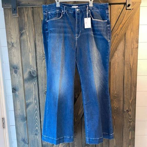 Good American NWT  Food Flare Jeans