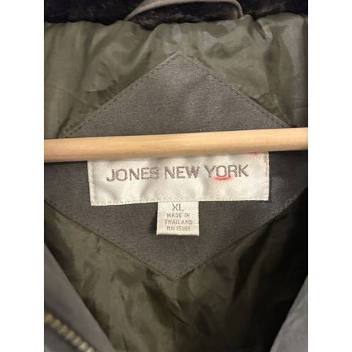 Jones New York  Jacket Womens XL Gray Green Microfiber Full Zip Faux Fur