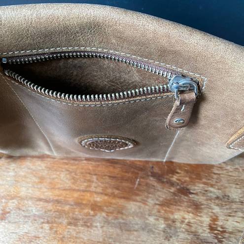 Roots  Canada Leather Folder Over Tan Crossbody bag