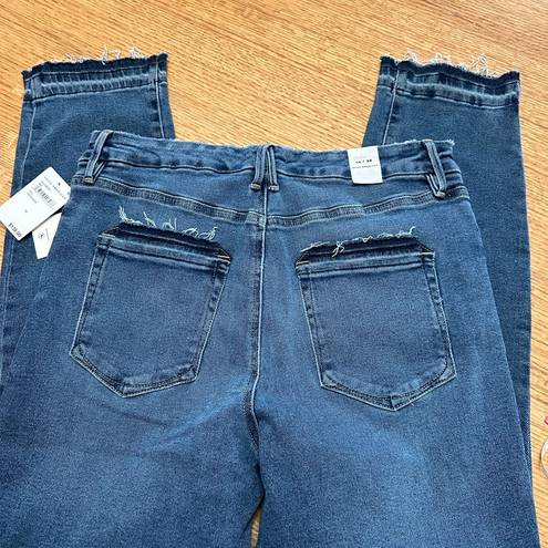 Good American  NWT cigarette jeans, 32” waist, sz 14, 28” inseam