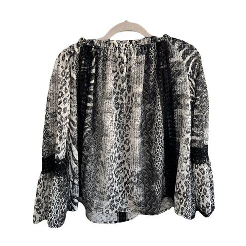 Alberto Makali NWT  Lace Bell Sleeve Animal Print Blouse | Black/White | Small