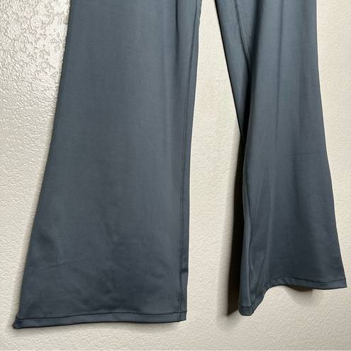 Aeropostale NWT  Flex Crossover High-Rise Flare Pants Grey size Large