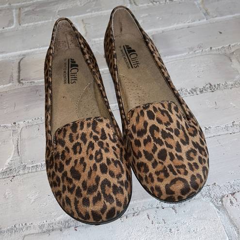 Cliffs  By White Mountain cheetah slip on smoking loafers