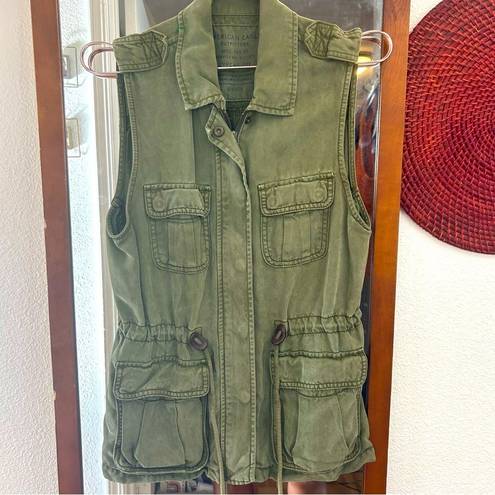 American Eagle  Army Green Zip Up Utility Vest with Waist Drawstring size Small