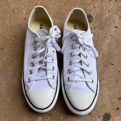 Converse Women’s  Chuck Taylor All Star Lift White Platform Sneakers