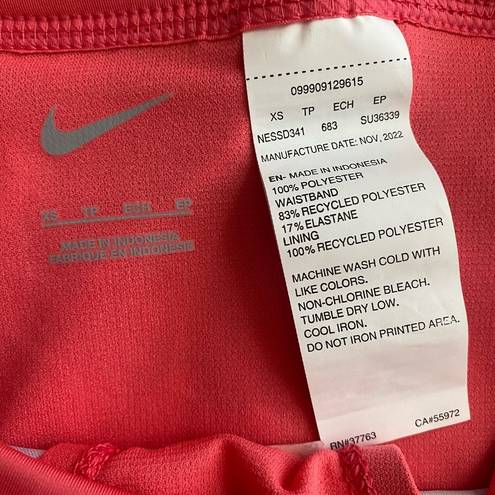 Nike Women’s Size XSmall Essential Swim Board Shorts Pink And Purple MSRP $62