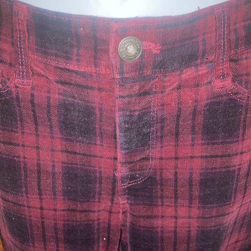 St. John’s Bay Black & Red Plaid Cordaroy Skinny Leg Pants Size 6