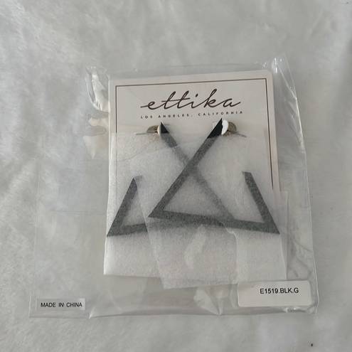 Ettika NWT  triangle earrings