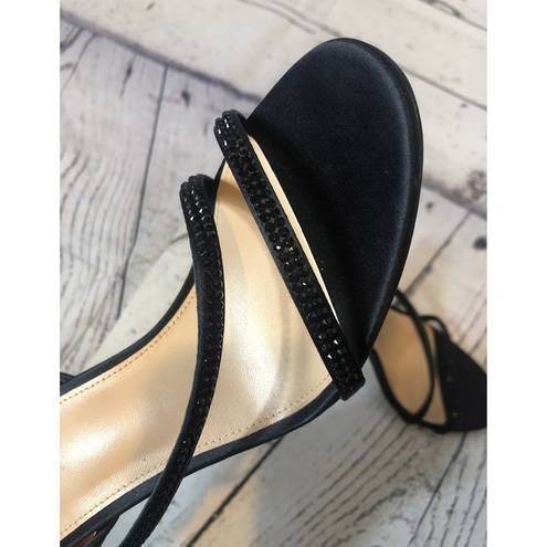 Via Spiga  Pavlina Strappy Sandal inblack satin size 7