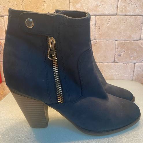 Apt. 9 Blue suede boots w/ gold zipper 💙💙💙