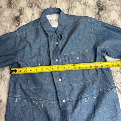 We The Free  Chambray Button Down Blue Top shirt lightweight size Small