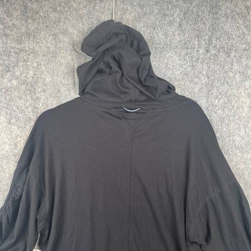 Free People Movement  3/4 sleeve womens hooded shirt New with tags.