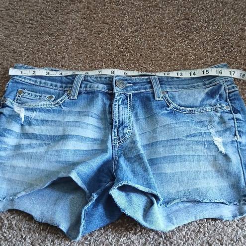 BKE Sabrina raw hem jean shorts size 31