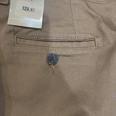 Lee NWT Women’s Light Brown  Khakis