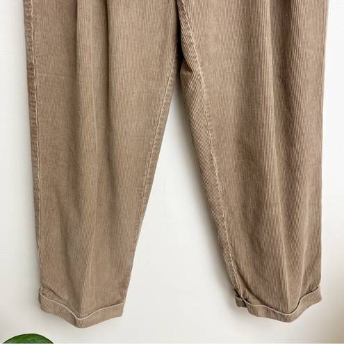 L.L.Bean  Vintage 90s High Waisted Corduroy Tan Front Pleat Trousers