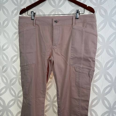 White House | Black Market  Skimmer Mid-Rise Cargo Straight Jean Size 14 NWOT