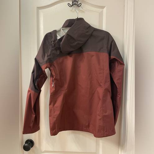 New REI women rain jacket Size XS