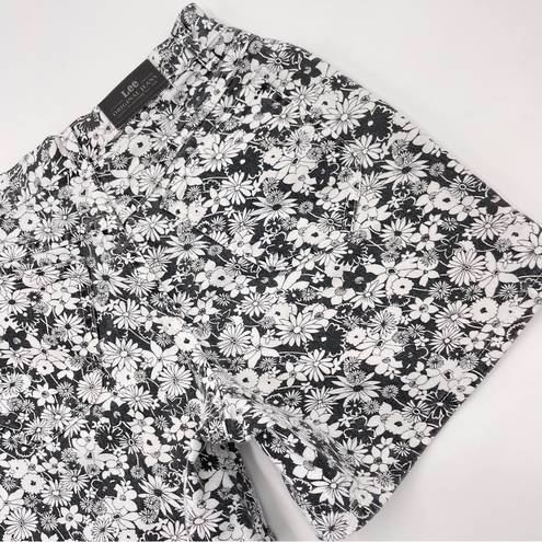 Daisy Vintage High Rise Jean Shorts Floral Black White  Print Denim Quirky Spring