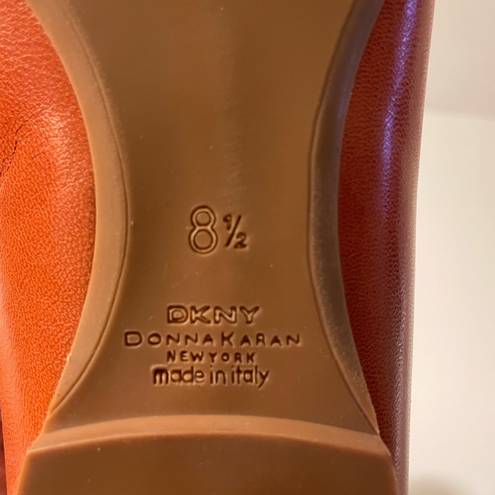 DKNY Donna Karan NY  Gold Studded Pumpkin Rust Leather Italy Flats 8.5 NWOT