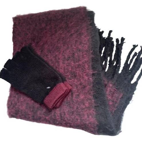 BP  Nordstrom NWT Soft Long Scarf and Finger Less Gloves Set