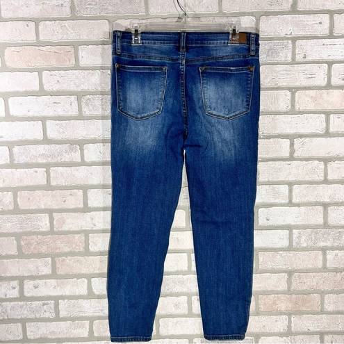 Judy Blue  Relaxed Fit Distressed Ankle Jeans Size 31