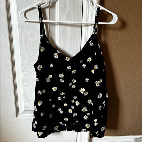 Daisy  button up tank