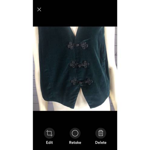 Karen Scott Vintage  green velvet vest with frog closure