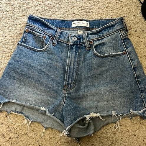 Abercrombie & Fitch abercrombie curve love jean shorts