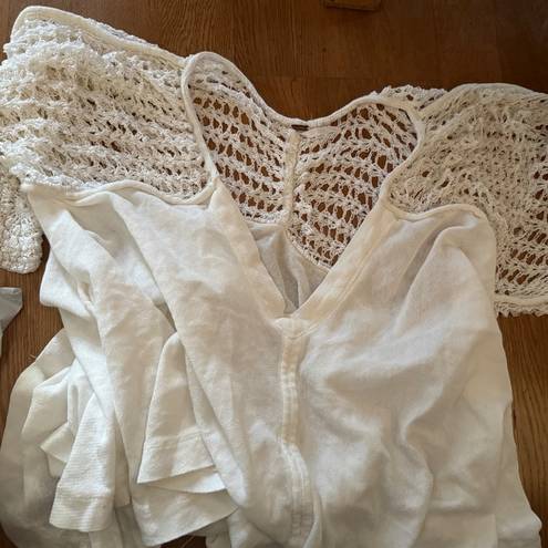 Free People Castaway Top, Size Small, New without Tag, one major callout