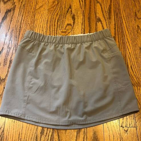 Patagonia  Happy Hike Skort Light Gray Size Small