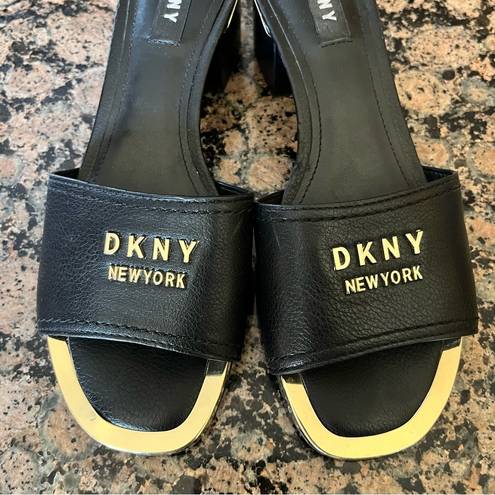 DKNY  Black Fama Sandals