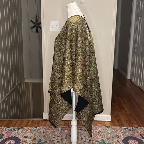 Tuckernuck  Black and Gold Glitter Metallic Poncho Cape Shawl NWT One Size