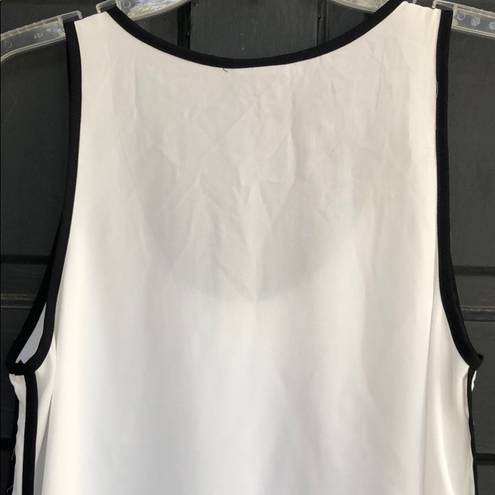 Bobeau  Tank White Black Trim