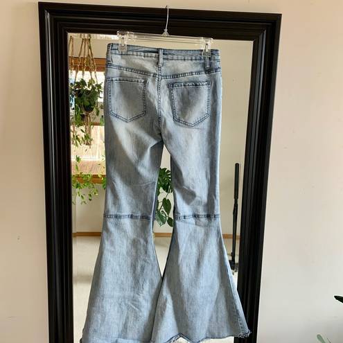 easel  Wide Leg Bell Stonewashed Jeans