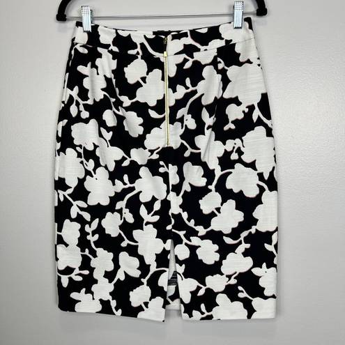 Kate Spade  Knee Length Pencil Skirt Black White Pink Floral Print Womens Size 6