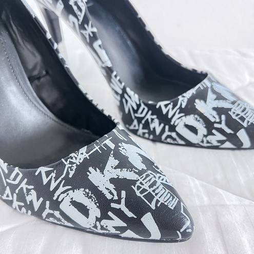 DKNY  Women's Gwen Graffiti Black and White High Heels size 11M