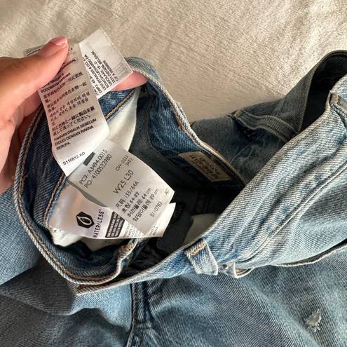 Levi’s Light Wash Distressed Baggy Dad Jeans