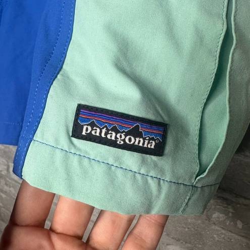 Patagonia  Women's Outdoor Everyday Shorts 4" NWT Size Small (Bayou Blue) #57456