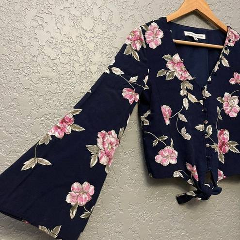 Cupcakes and Cashmere  Floral Bell Sleeve Top