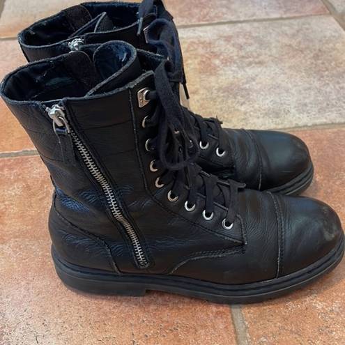 DKNY  ROUX COMBAT BOOTS BLACK