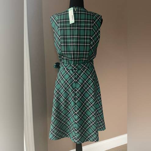 Draper James Sleeveless Bow Waisted Love Circle Dress in Green Plaid.