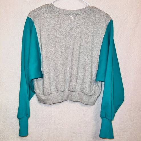 Joy Laby Gray Green Long Puff Sleeve Pullover Crew Neck Cropped Sweatshirt small