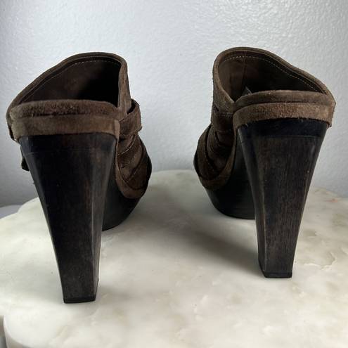 Juicy Couture  Y2K Taupe Suede Leather Heeled Mule Bootie Chunky Buckles Size 8.5