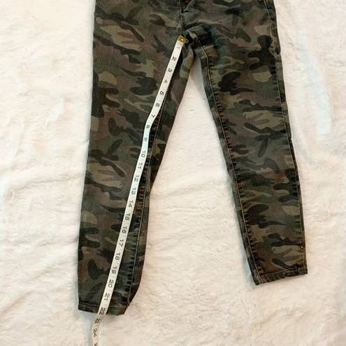 Vip Jeans  Camouflage Stretch Skinny Capri Size 1/2