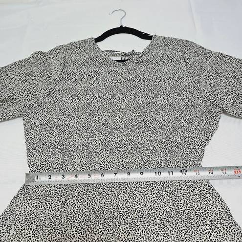 Sienna Sky  Womens Size Large Open Back Animal Print Short Sleeve Summer Dress